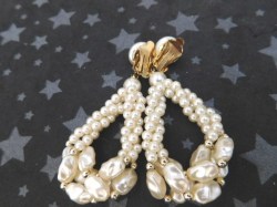 pearl drop earrings view